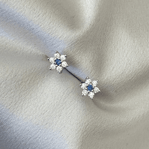 Flor circon azul  5,5 mm 