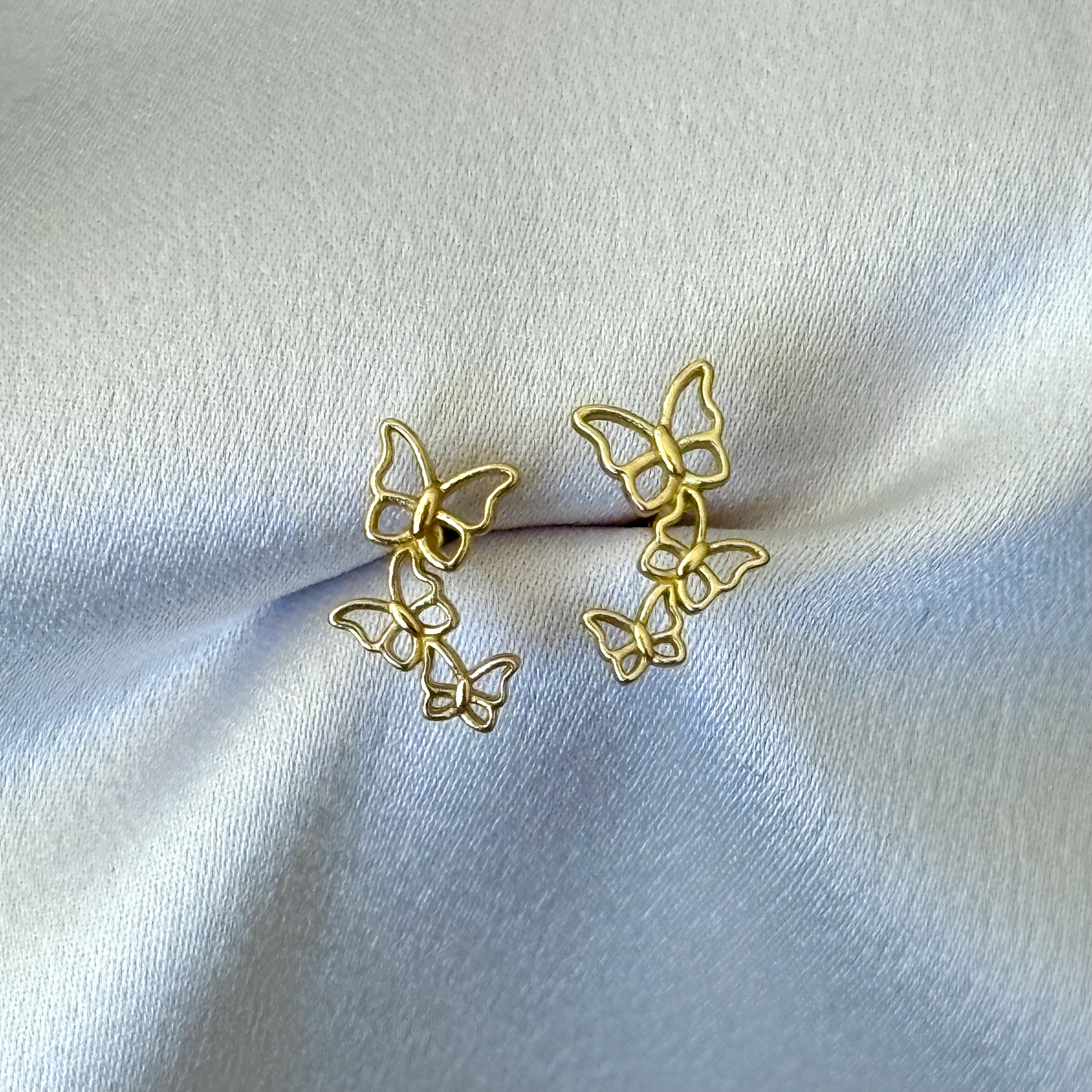 Mariposas doradas