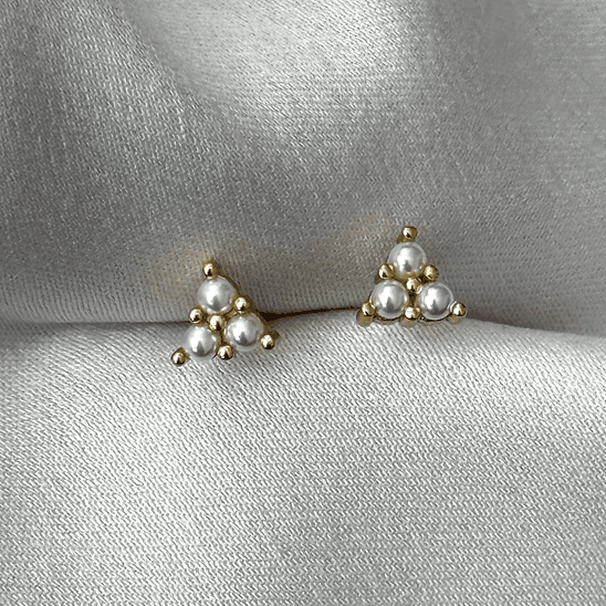 Triángulo de perlas 5 mm 1