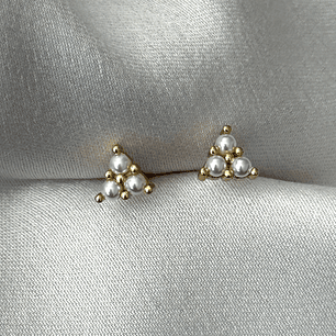 Triángulo de perlas 5 mm