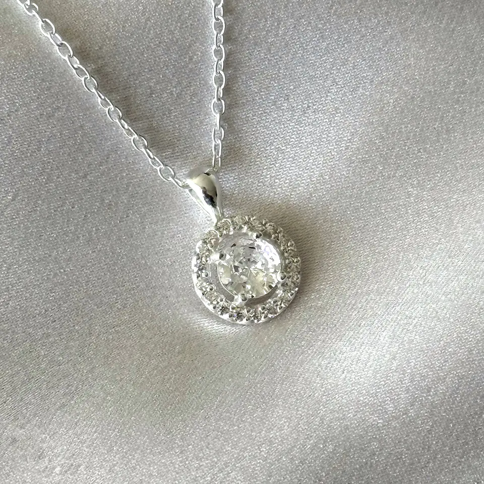 Collar círculo brillante 1