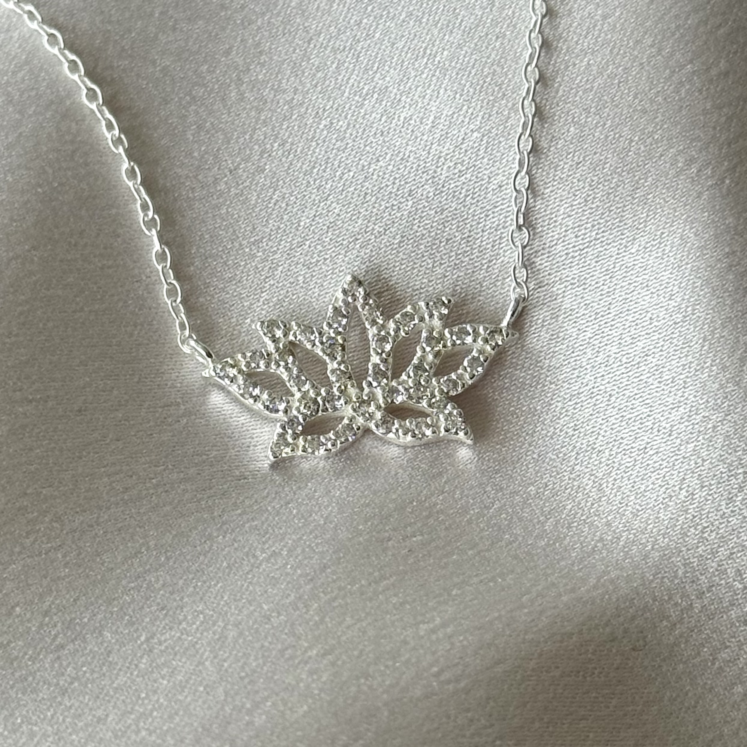 Collar Plata 925 Flor de loto