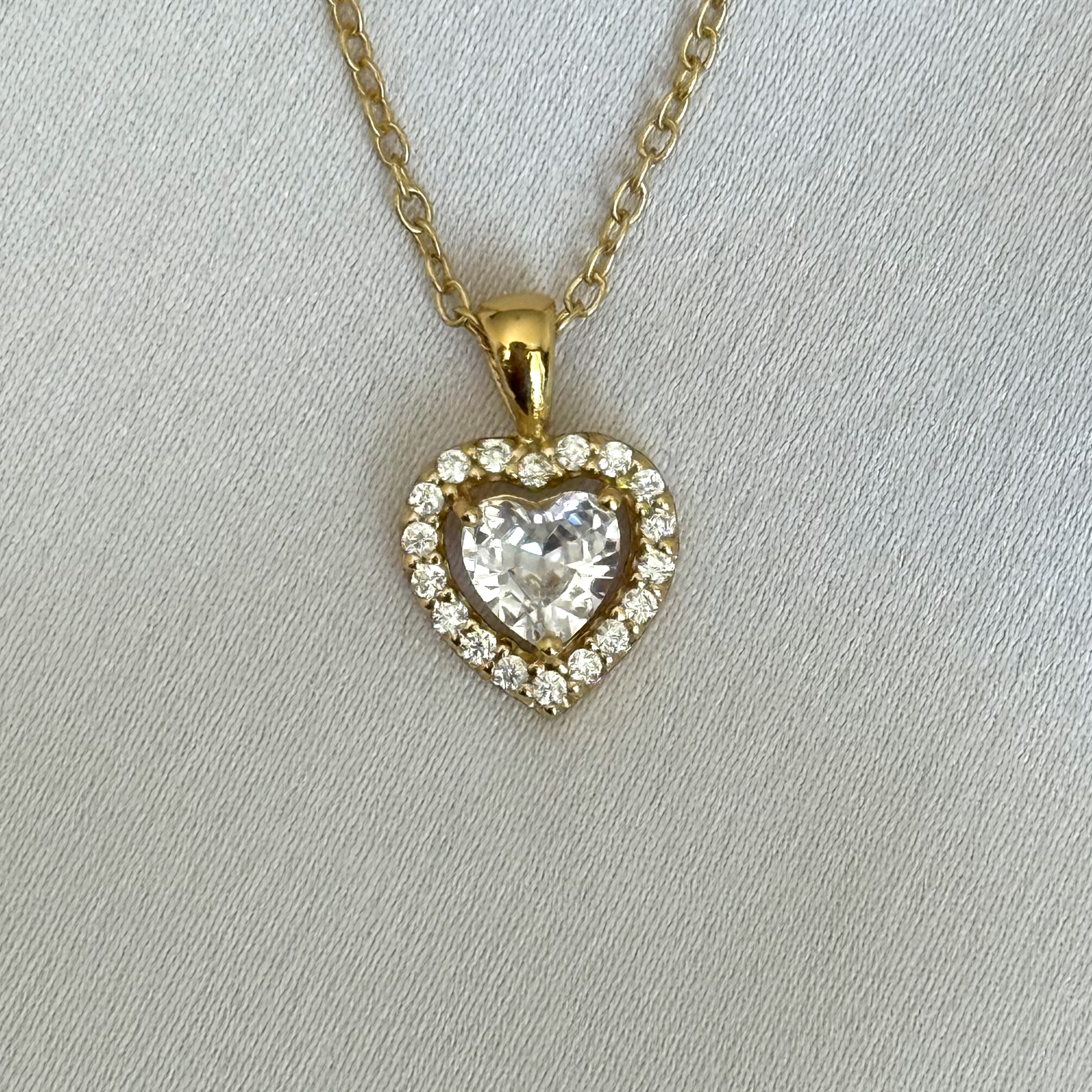 Collar de corazón