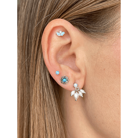 Aros de ópalo con perlas de agua dulce