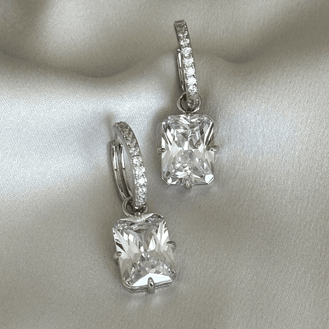 Argollas huggies circón colgante