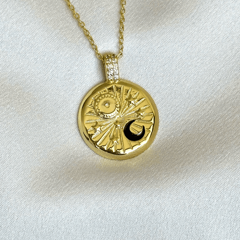 Collar luna y estrellas