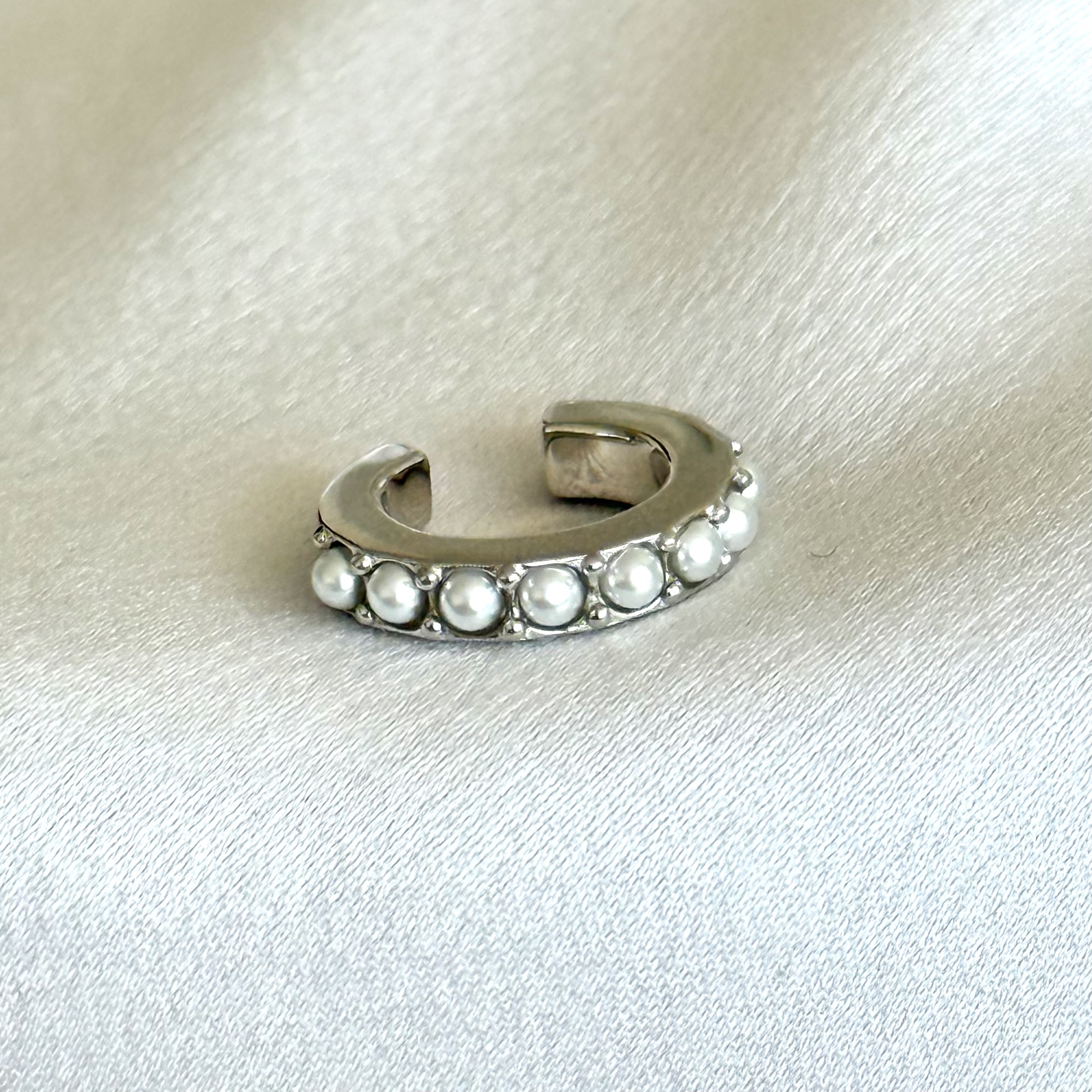 Cuff perlas