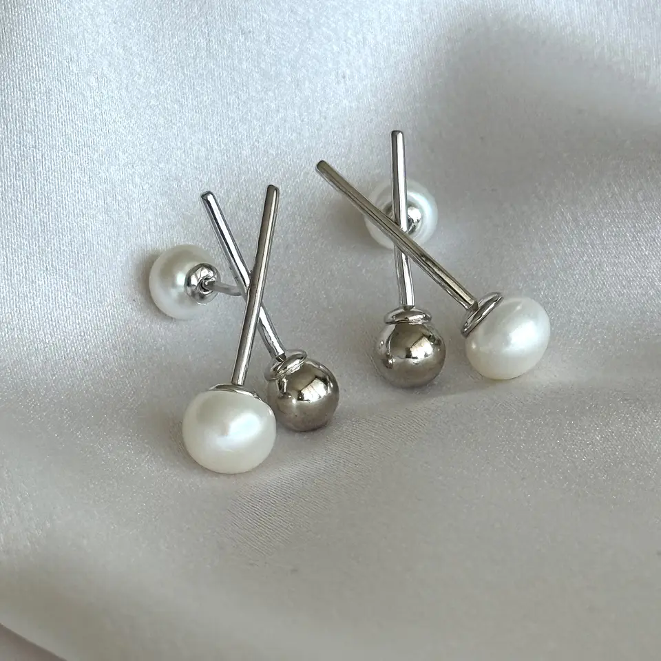 Aros cruzados con perlas 1