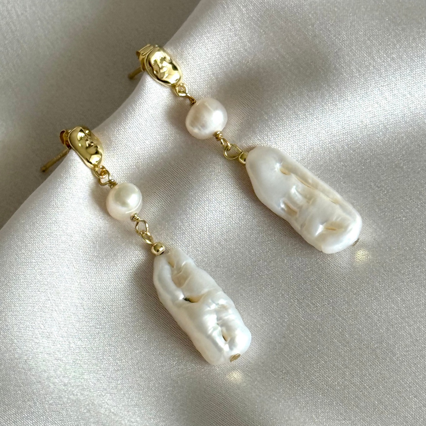Aros de perlas naturales