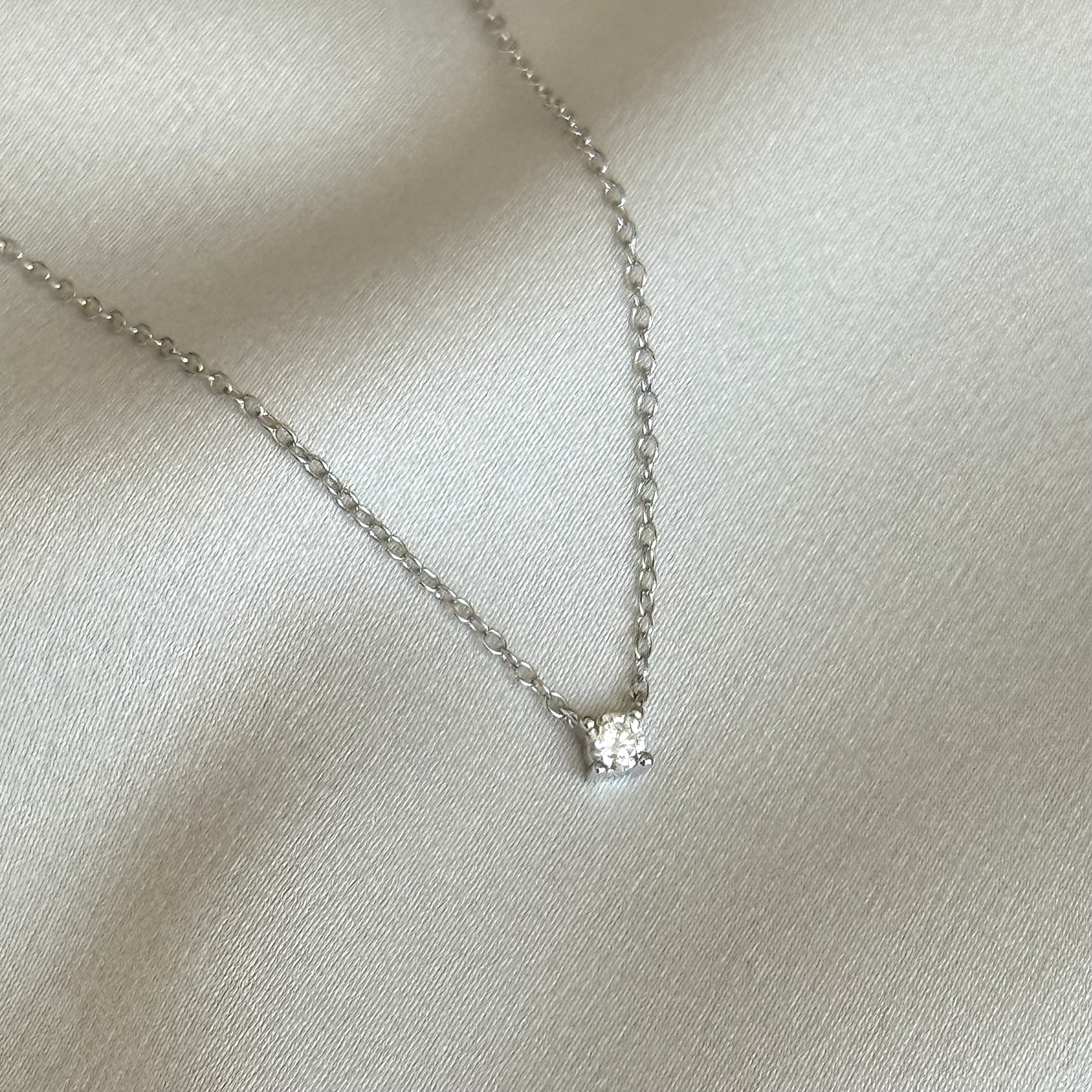 Collar punto de luz