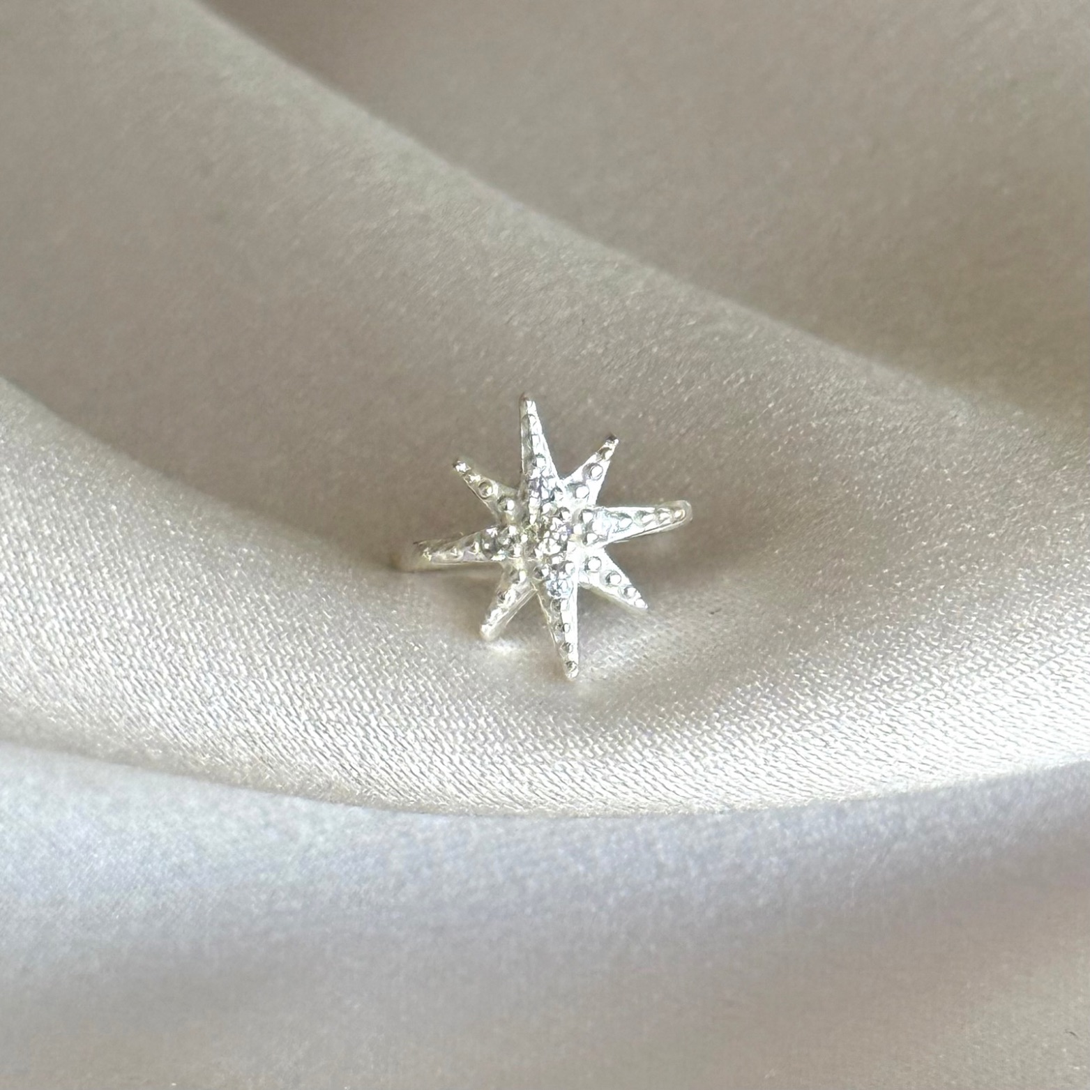 Cuff "pequeño" estrella