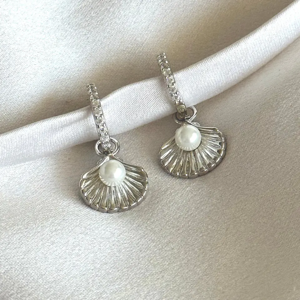 Argollas concha con perla 1