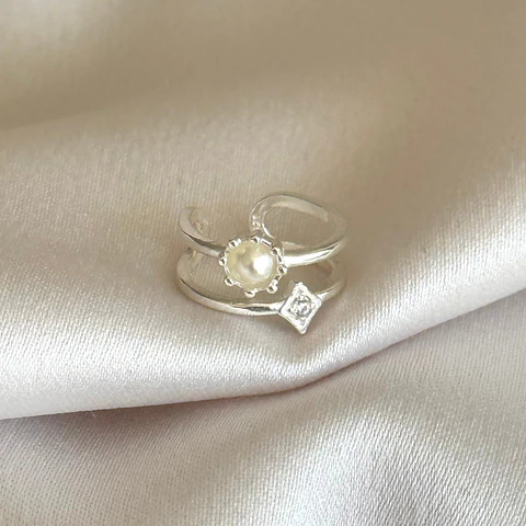 Cuff perla y circón