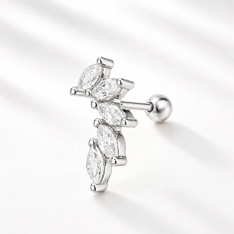 Piercing para oreja izquierda 