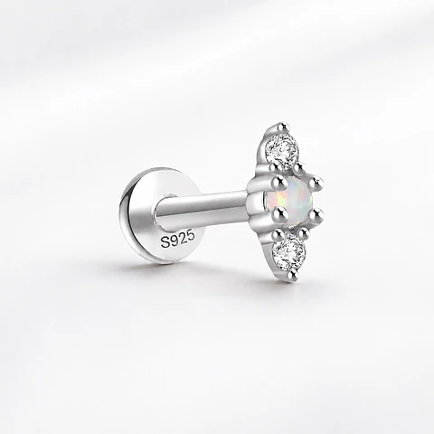Piercing ópalo y circones