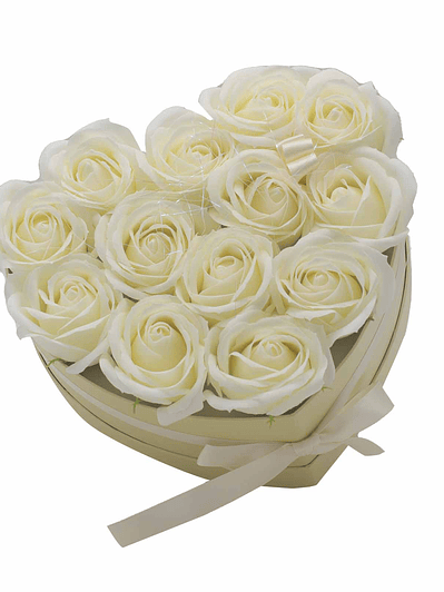 Buquês de Flores de Sabão Caixa Coração 13 Rosas 