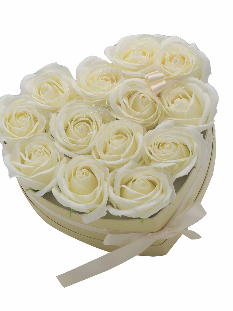 Buquês de Flores de Sabão Caixa Coração 13 Rosas  1