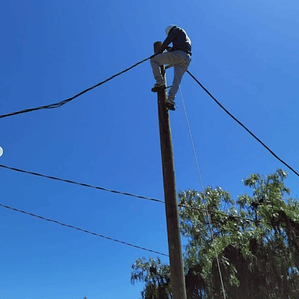 LÍNEA TRIFÁSICA B.T. 380V