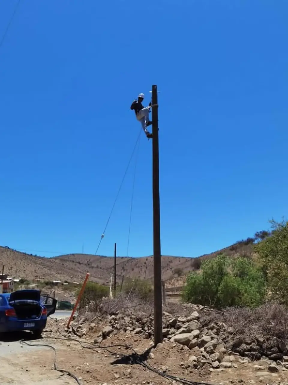 Línea Trifásica B.T. 380V 2