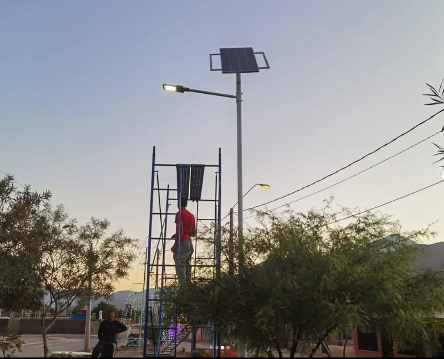 Instalación Alumbrado Solar 2