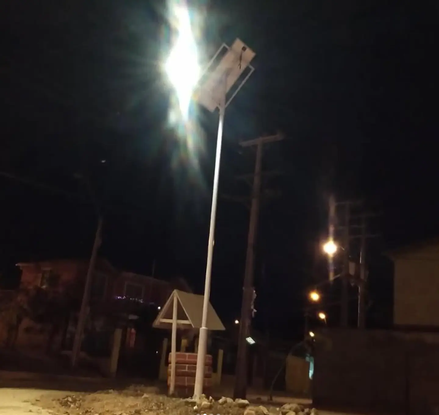 Instalación Alumbrado Solar 4