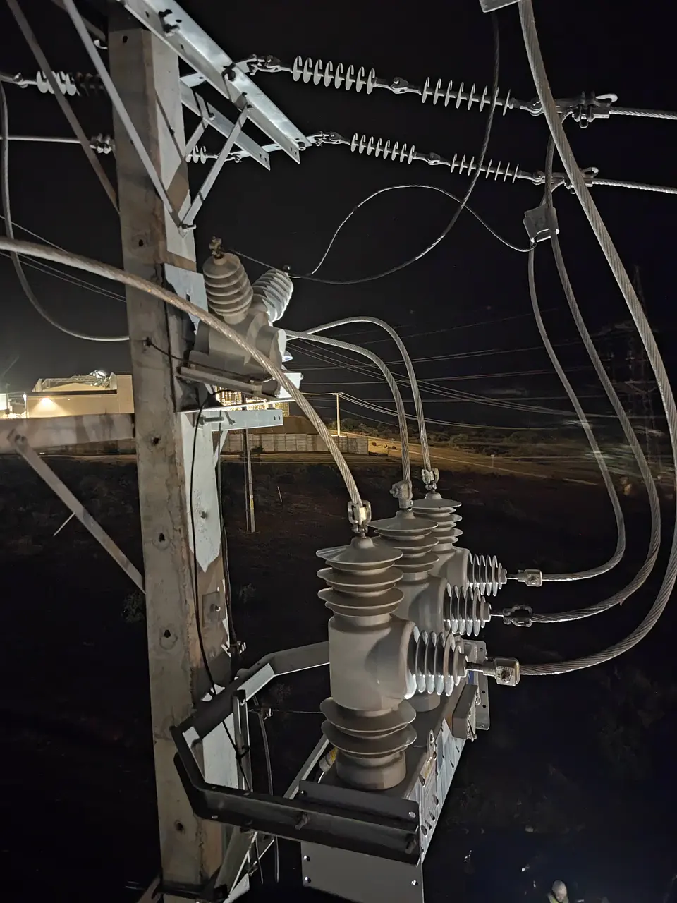 Mantenimiento Urgente en Equipos de Media Tensión 23 kV 6