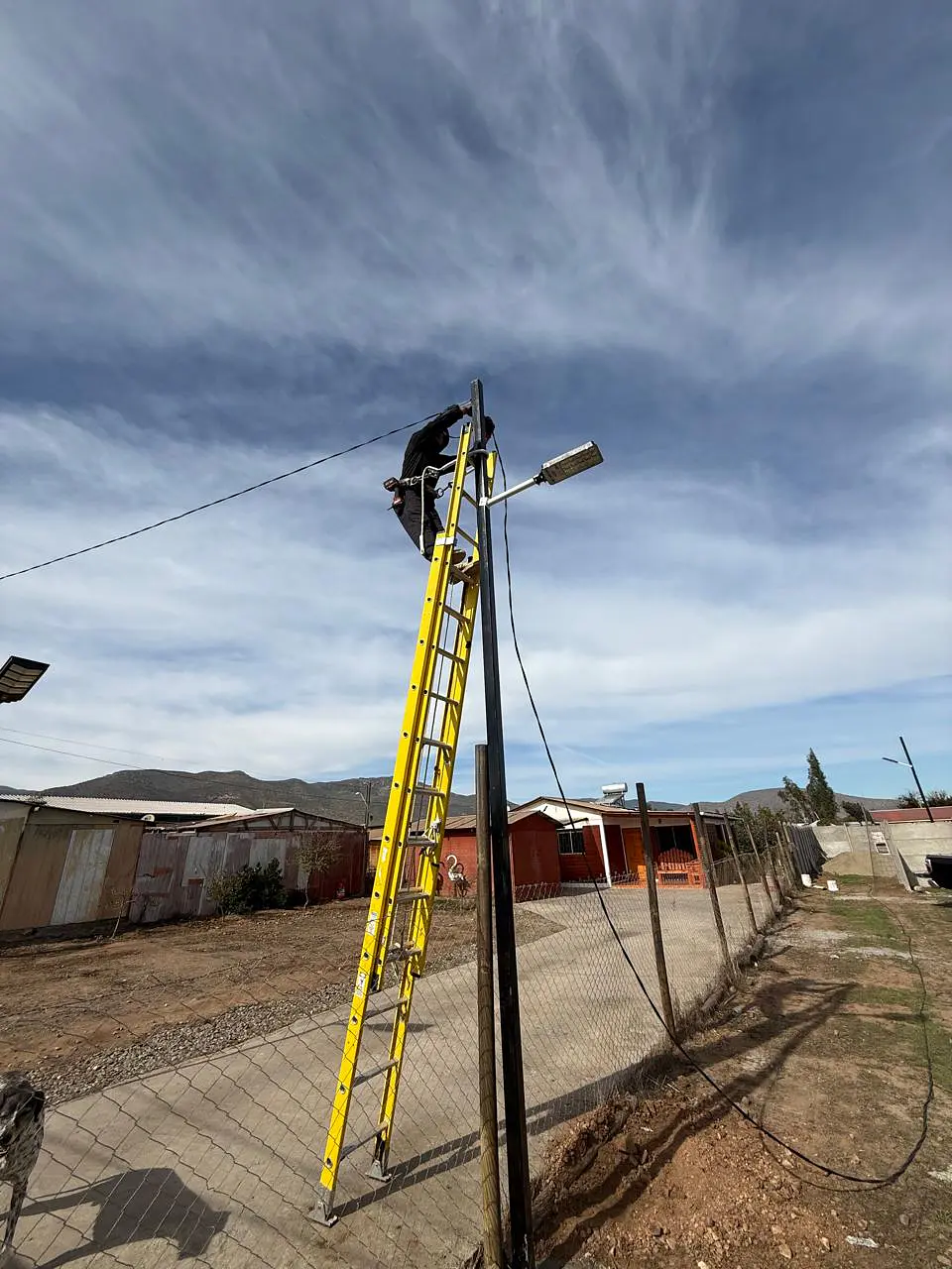 Empalme BT1 con instalación de luminaria – Localidad Nueva Aurora (Ovalle)  3