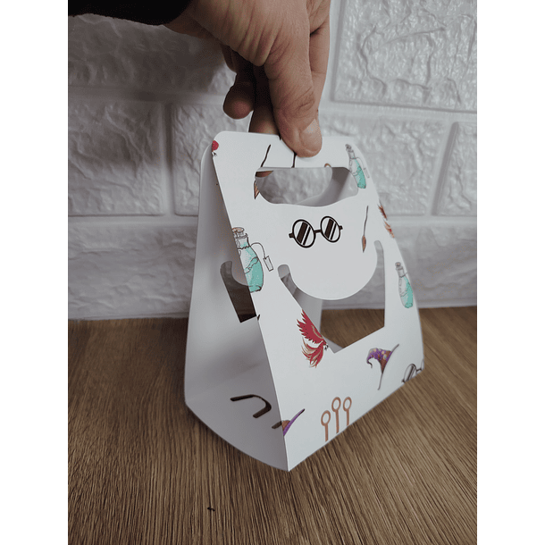 Envoltorio para taza, cinta y tarjeta de regalo 12