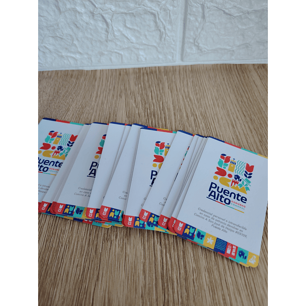 CREDENCIAL DE PVC PERSONALIZADA 19