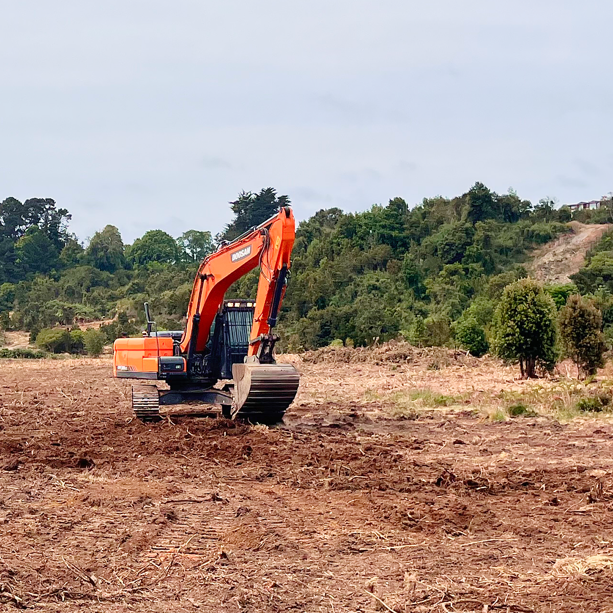 Excavadora 21 Toneladas  4