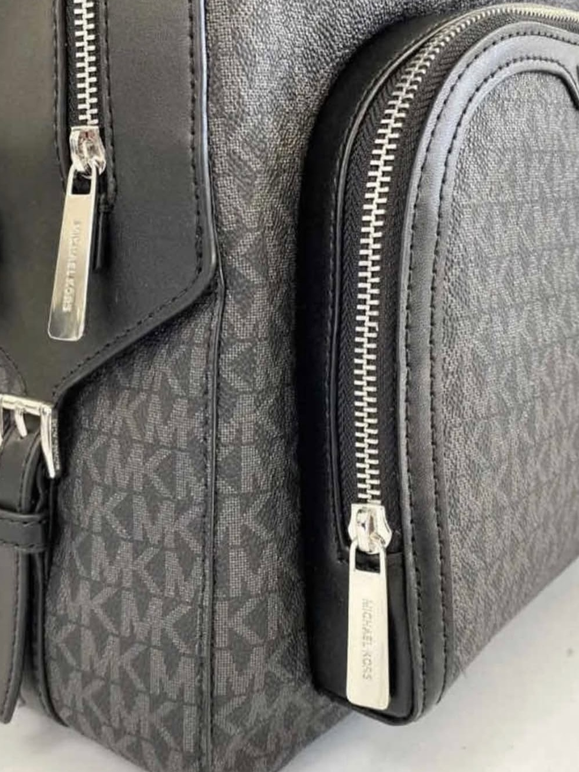 Michael Kors Large Zip Pocket Backpack Original 2