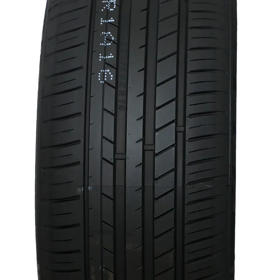 205/40R17XL 84W S2000 HABILEAD 2