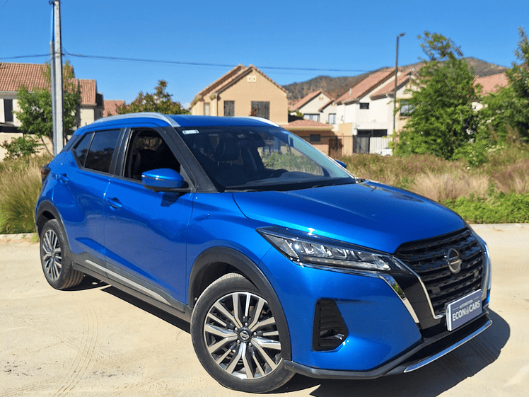 Nissan Kicks Exclusive / Año 2021  3