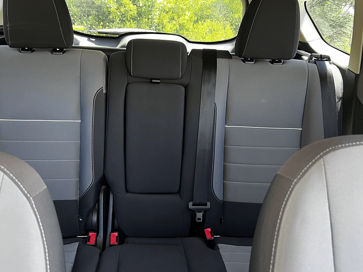 FORD ESCAPE 2.0 AT / Año 2013 19