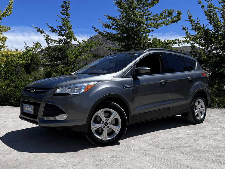 FORD ESCAPE 2.0 AT / Año 2013 1