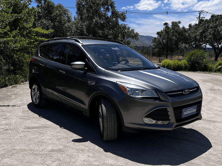 FORD ESCAPE 2.0 AT / Año 2013 3