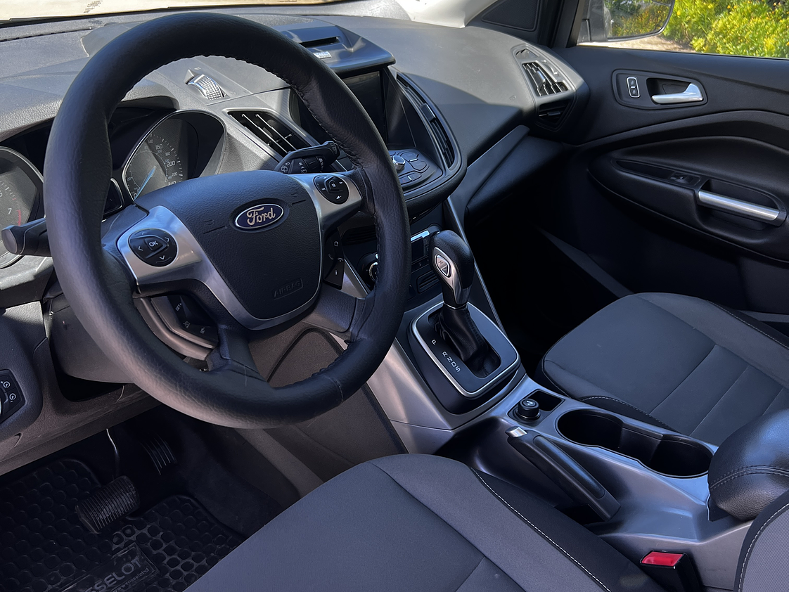 FORD ESCAPE 2.0 AT / Año 2013 12