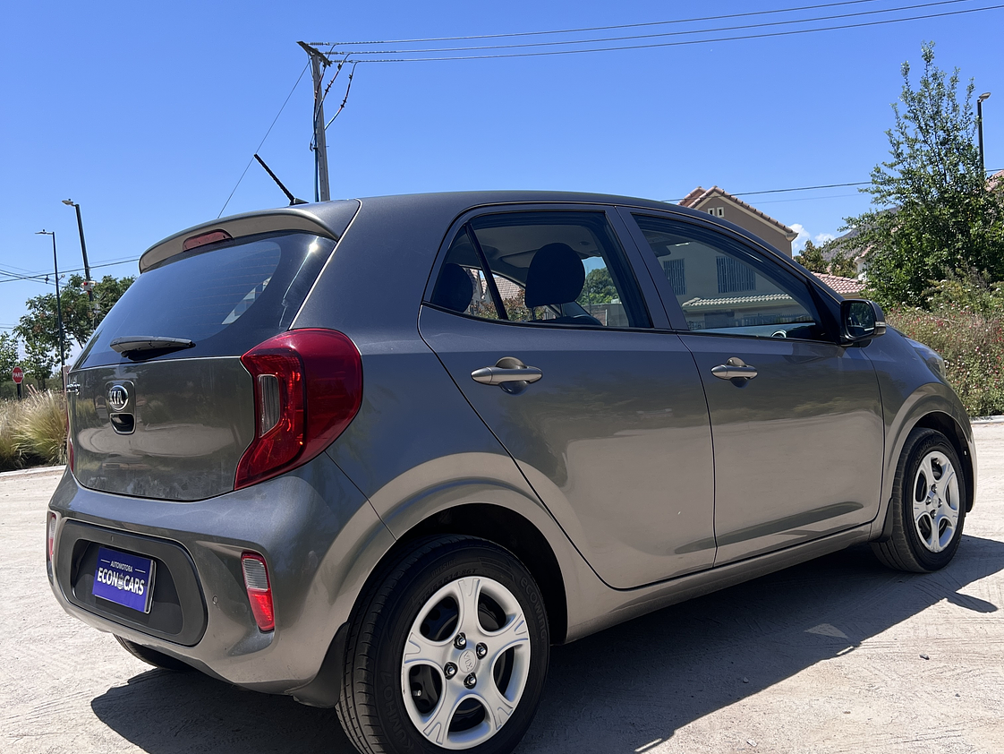 KIA Morning 1.2 EX Full / Año 2020 8