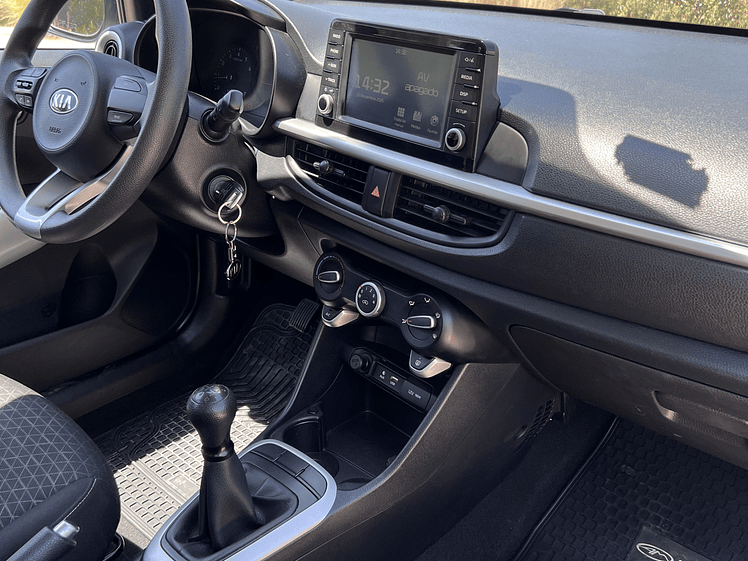 KIA Morning 1.2 EX Full / Año 2020 17