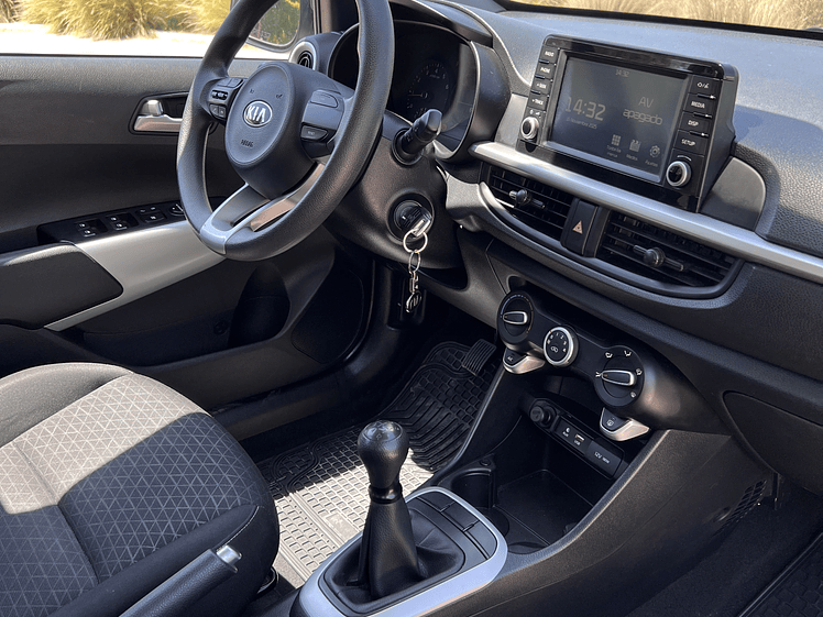 KIA Morning 1.2 EX Full / Año 2020 11