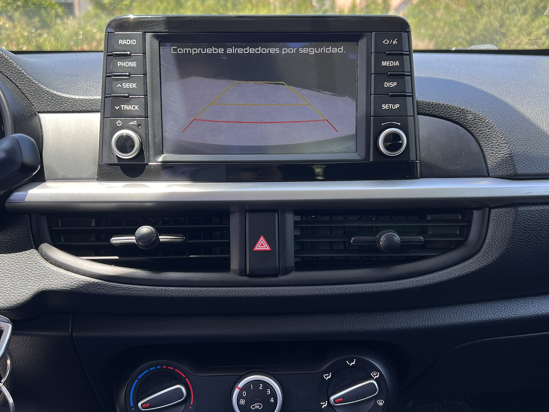 KIA Morning 1.2 EX Full / Año 2020 12