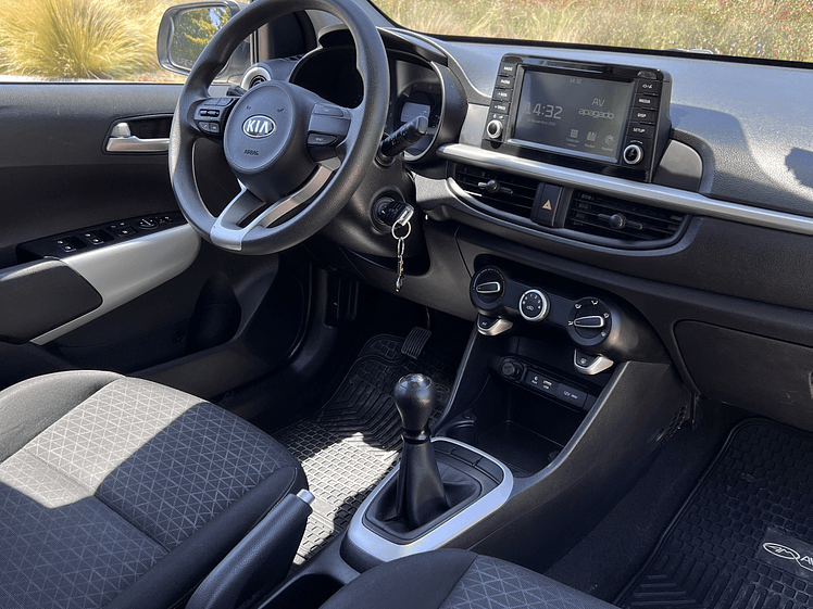 KIA Morning 1.2 EX Full / Año 2020 16