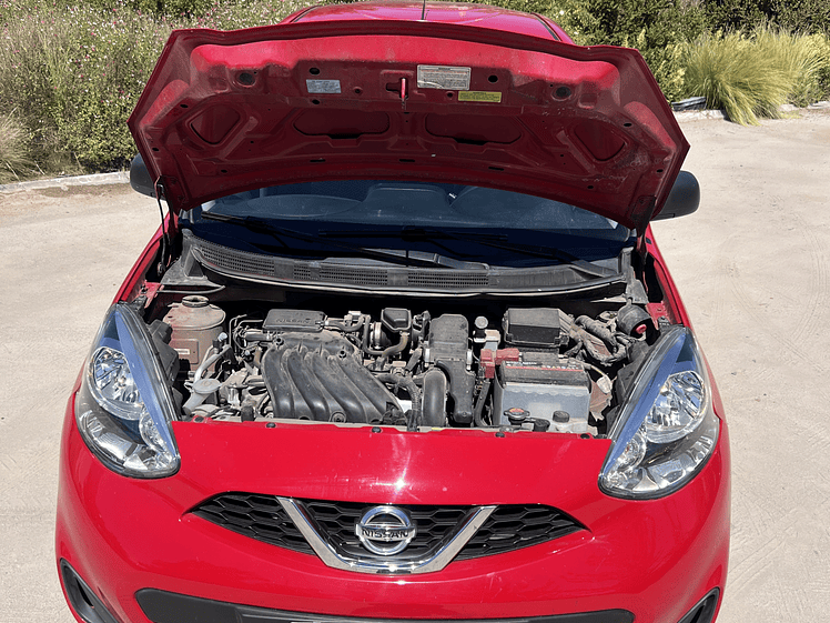 Nissan March Sport 1.6 / Año 2018 2