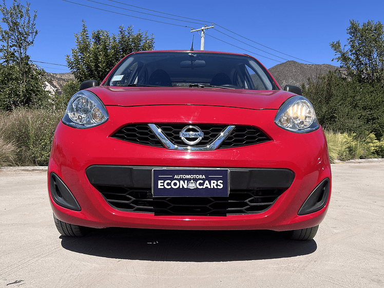 Nissan March Sport 1.6 / Año 2018 15