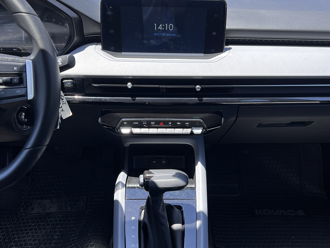 Chevrolet Sail LTZ Automático / Año 2024 4