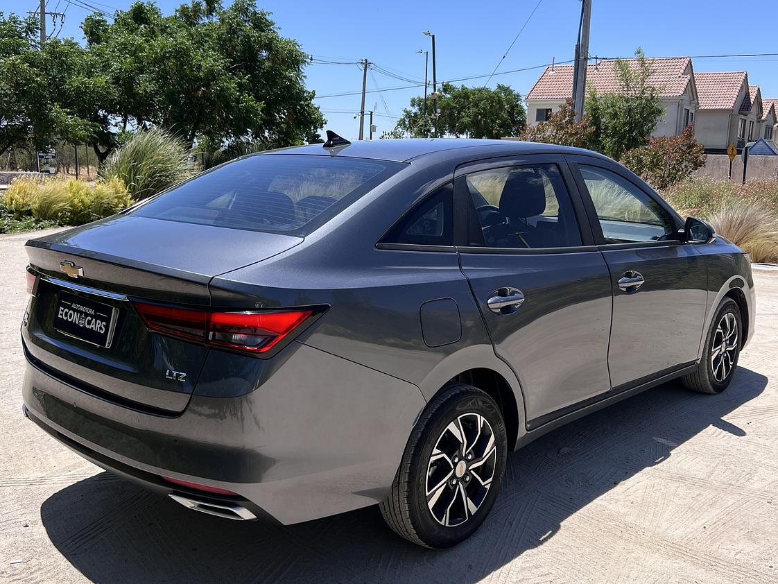 Chevrolet Sail LTZ Automático / Año 2024 14