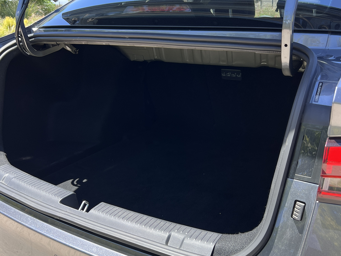 Chevrolet Sail LTZ Automático / Año 2024 25