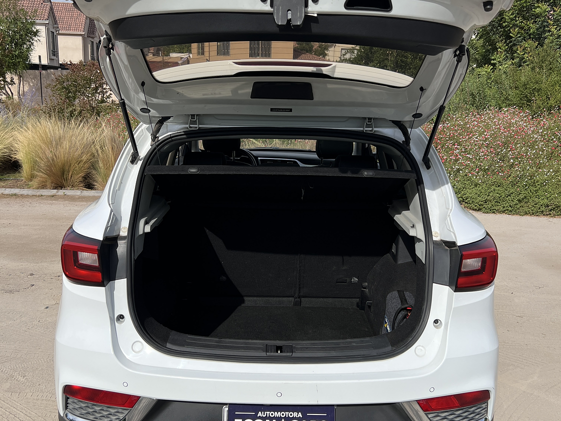 MG ZS AUTOMATICO / Año 2020 11