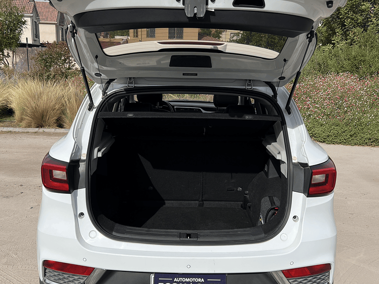 MG ZS AUTOMATICO / Año 2020 11