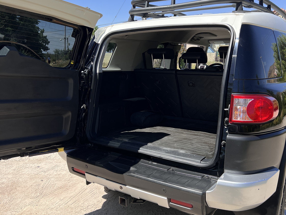 Toyota FJ Crusier Top de Linea / Año 2013 2